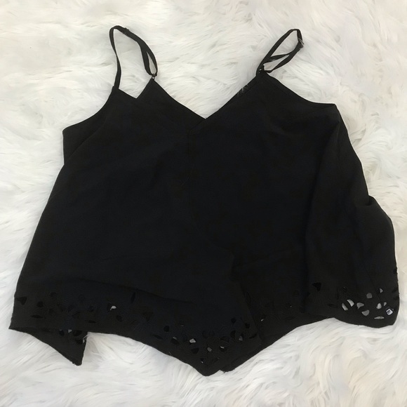 Fabletics eyelet tank top in black - Picture 2 of 4